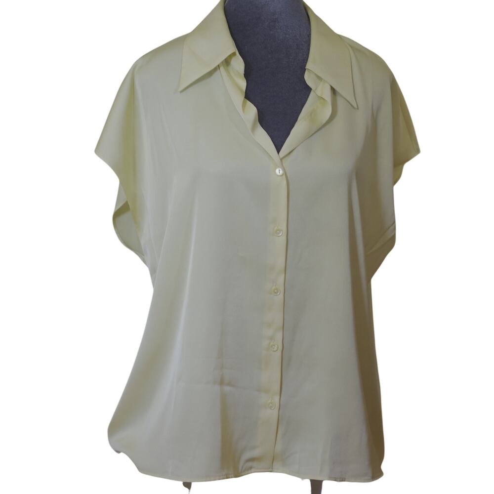Rachel Roy Butter Yellow Satin Blouse Women's L Button Front Short Sleeve Top